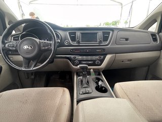 2018 Kia Sedona in St-Jérôme, Quebec - 10 - w320h240px