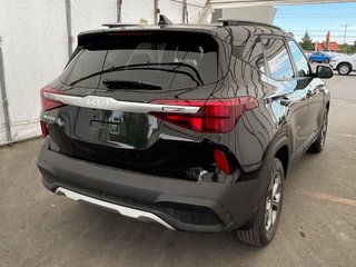 2021 Kia Seltos in St-Jérôme, Quebec - 8 - w320h240px