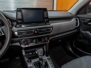 2021 Kia Seltos in St-Jérôme, Quebec - 18 - w320h240px