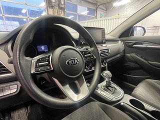 2021 Kia Seltos in St-Jérôme, Quebec - 3 - w320h240px