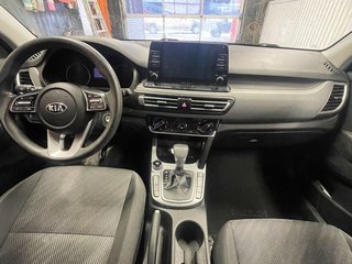 2021 Kia Seltos in St-Jérôme, Quebec - 10 - w320h240px