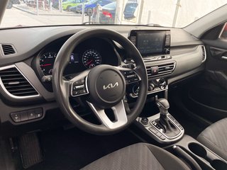 2022 Kia Seltos in St-Jérôme, Quebec - 3 - w320h240px