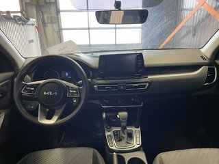 Kia Seltos  2023 à St-Jérôme, Québec - 10 - w320h240px
