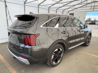 Kia Sorento Plug-In Hybrid  2025 à St-Jérôme, Québec - 8 - w320h240px