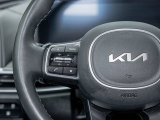 Kia Sorento Plug-In Hybrid  2025 à St-Jérôme, Québec - 14 - w320h240px