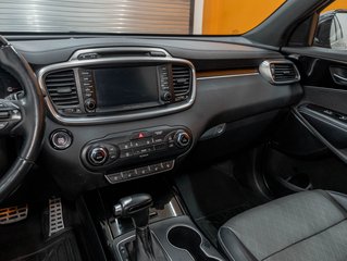 Kia Sorento  2017 à St-Jérôme, Québec - 21 - w320h240px