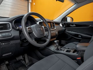 Kia Sorento  2020 à St-Jérôme, Québec - 2 - w320h240px