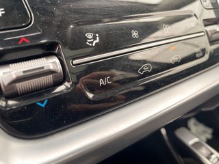 Kia Sorento  2022 à St-Jérôme, Québec - 18 - w320h240px
