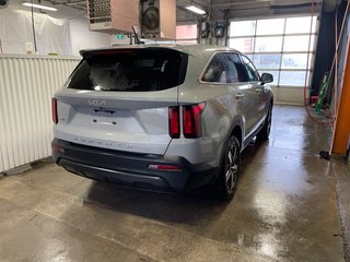 Kia Sorento  2022 à St-Jérôme, Québec - 8 - w320h240px