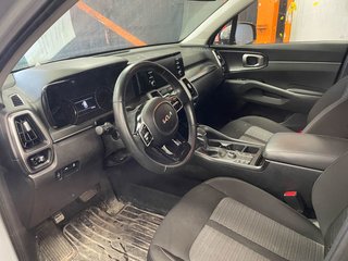 Kia Sorento  2022 à St-Jérôme, Québec - 3 - w320h240px