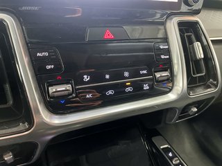 2023 Kia Sorento in St-Jérôme, Quebec - 18 - w320h240px