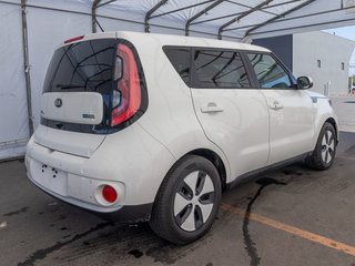 2017 Kia SOUL EV in St-Jérôme, Quebec - 9 - w320h240px