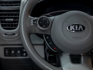 Kia SOUL EV  2017 à St-Jérôme, Québec - 14 - w320h240px