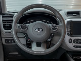 Kia SOUL EV  2017 à St-Jérôme, Québec - 12 - w320h240px