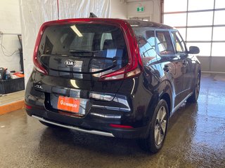 2021 Kia SOUL EV in St-Jérôme, Quebec - 9 - w320h240px