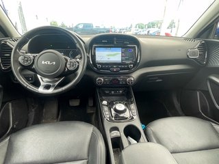 Kia SOUL EV  2022 à St-Jérôme, Québec - 12 - w320h240px