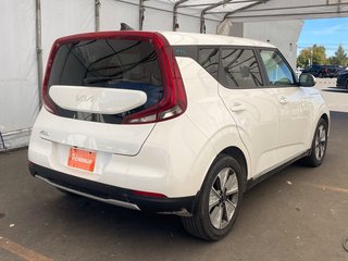 Kia SOUL EV  2022 à St-Jérôme, Québec - 9 - w320h240px