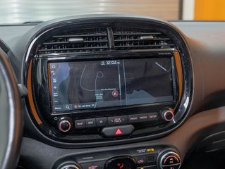 2022 Kia Soul EV in St-Jérôme, Quebec - 17 - w320h240px