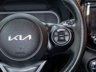 2022 Kia Soul EV in St-Jérôme, Quebec - 15 - w320h240px