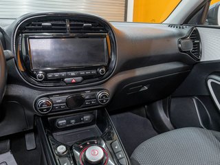 2022 Kia Soul EV in St-Jérôme, Quebec - 20 - w320h240px