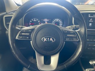 Kia Sportage  2020 à St-Jérôme, Québec - 16 - w320h240px