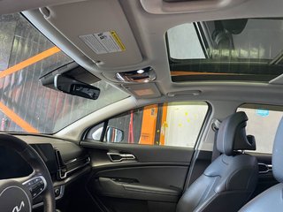 Kia Sportage  2023 à St-Jérôme, Québec - 3 - w320h240px