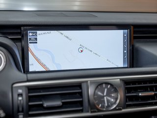 Lexus IS 300  2017 à St-Jérôme, Québec - 17 - w320h240px