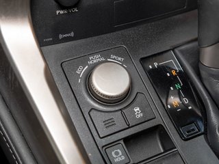 Lexus NX 200t  2017 à St-Jérôme, Québec - 25 - w320h240px