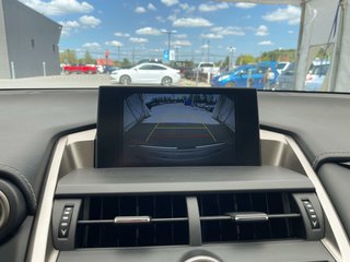Lexus NX 200t  2017 à St-Jérôme, Québec - 13 - w320h240px