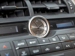 Lexus NX 200t  2017 à St-Jérôme, Québec - 23 - w320h240px