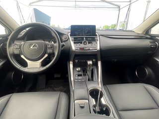 Lexus NX  2021 à St-Jérôme, Québec - 3 - w320h240px