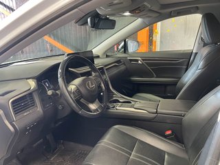 Lexus RX  2020 à St-Jérôme, Québec - 5 - w320h240px