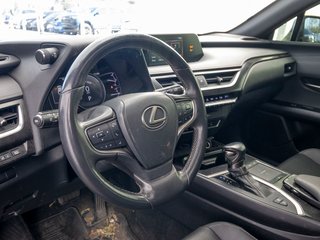 Lexus UX  2021 à St-Jérôme, Québec - 4 - w320h240px