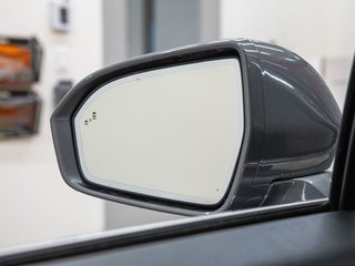 2021 Lincoln NAUTILUS in St-Jérôme, Quebec - 34 - w320h240px