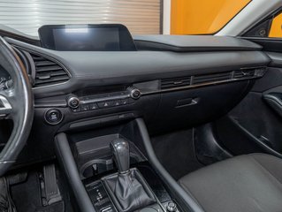 2020 Mazda 3 in St-Jérôme, Quebec - 18 - w320h240px