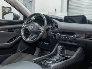 2020 Mazda 3 in St-Jérôme, Quebec - 25 - w320h240px