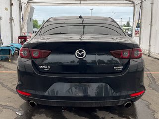 Mazda 3  2021 à St-Jérôme, Québec - 9 - w320h240px