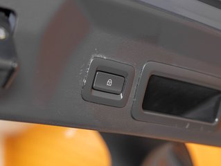 Mazda MX-30 EV  2022 à St-Jérôme, Québec - 30 - w320h240px