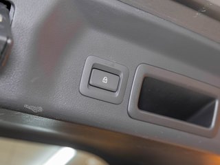 Mazda MX-30 EV  2022 à St-Jérôme, Québec - 30 - w320h240px
