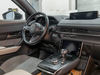 2022 Mazda MX-30 EV in St-Jérôme, Quebec - 24 - w320h240px