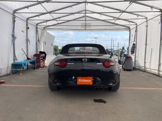 2017 Mazda MX-5 in St-Jérôme, Quebec - 8 - w320h240px