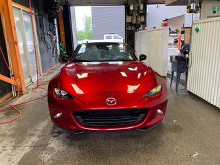 2022 Mazda MX-5 in St-Jérôme, Quebec - 5 - w320h240px