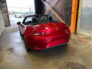 2022 Mazda MX-5 in St-Jérôme, Quebec - 6 - w320h240px