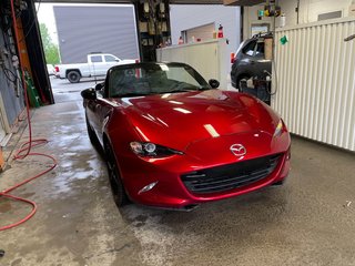 2022 Mazda MX-5 in St-Jérôme, Quebec - 10 - w320h240px
