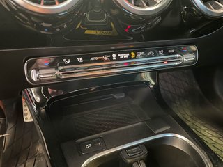 Mercedes-Benz A-Class  2020 à St-Jérôme, Québec - 14 - w320h240px