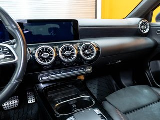 2020 Mercedes-Benz A-Class in St-Jérôme, Quebec - 21 - w320h240px