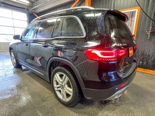 Mercedes-Benz GLB  2020 à St-Jérôme, Québec - 6 - w320h240px