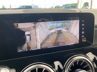 Mercedes-Benz GLB  2020 à St-Jérôme, Québec - 14 - w320h240px