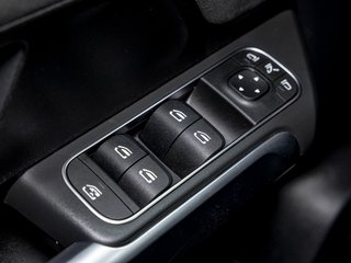 2021 Mercedes-Benz GLB in St-Jérôme, Quebec - 33 - w320h240px