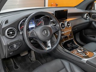 Mercedes-Benz GLC  2019 à St-Jérôme, Québec - 2 - w320h240px